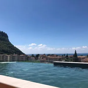 Rta Doria Hotel apartamentowy