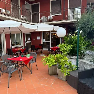 Garni Capinera Garda (Verona)